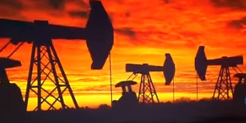 Нефть стремительно дешевеет: насколько это долгосрочная тенденция?