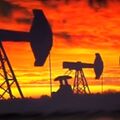 Нефть стремительно дешевеет: насколько это долгосрочная тенденция?