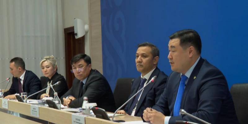 В Казахстане повысят минимальную зарплату