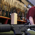 В США на фоне протестов возросли продажи оружия