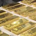 Нацбанк Казахстана возобновил продажу золотых слитков для банков и обменных пунктов