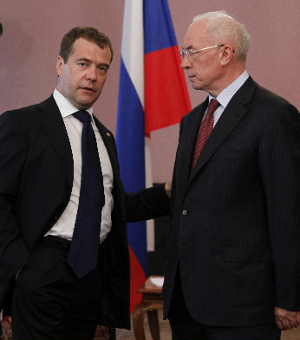 Дмитрий Медведев и Николай Азаров