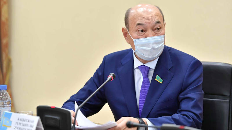 Закон о соцсетях предложили ввести в Казахстане