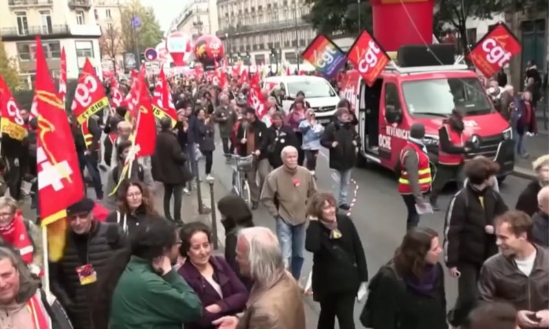 Забастовки во Франции: транспортники требуют повышения зарплат