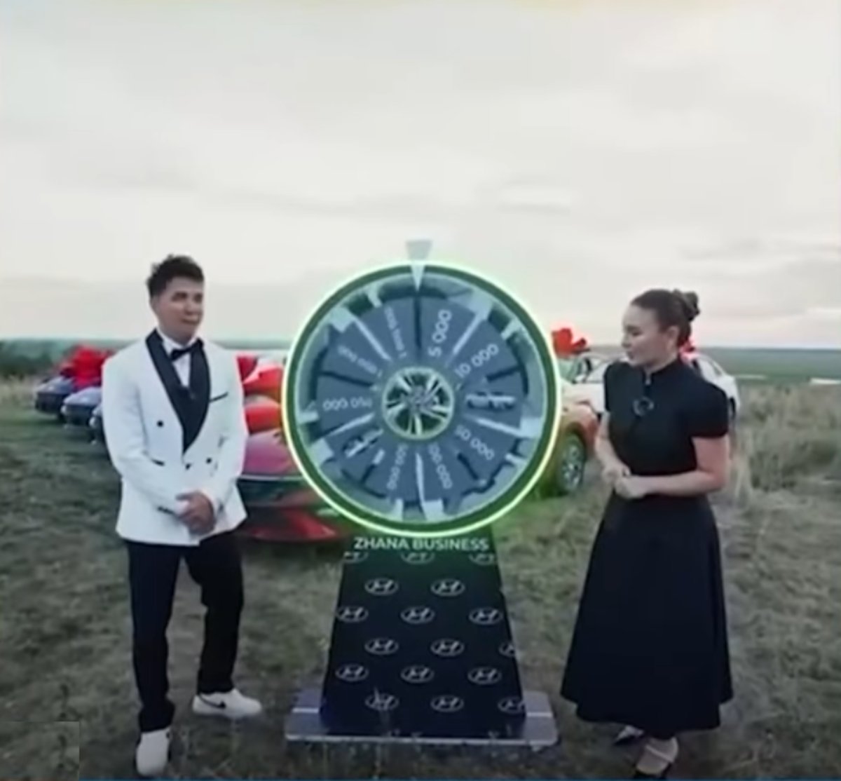 Блогеров-миллионников обвиняют в отмывании денег